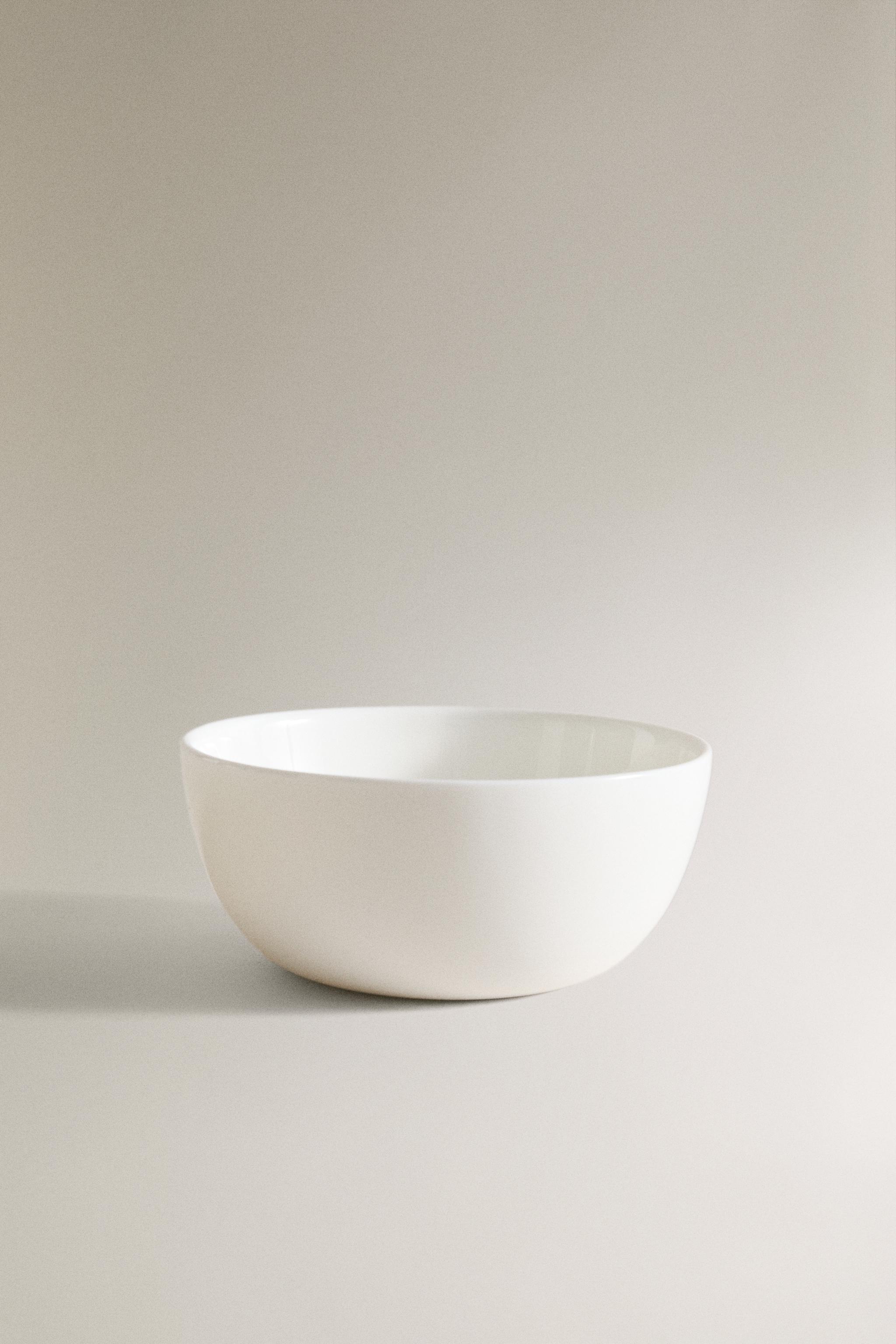 WHITE GLASS BOWL